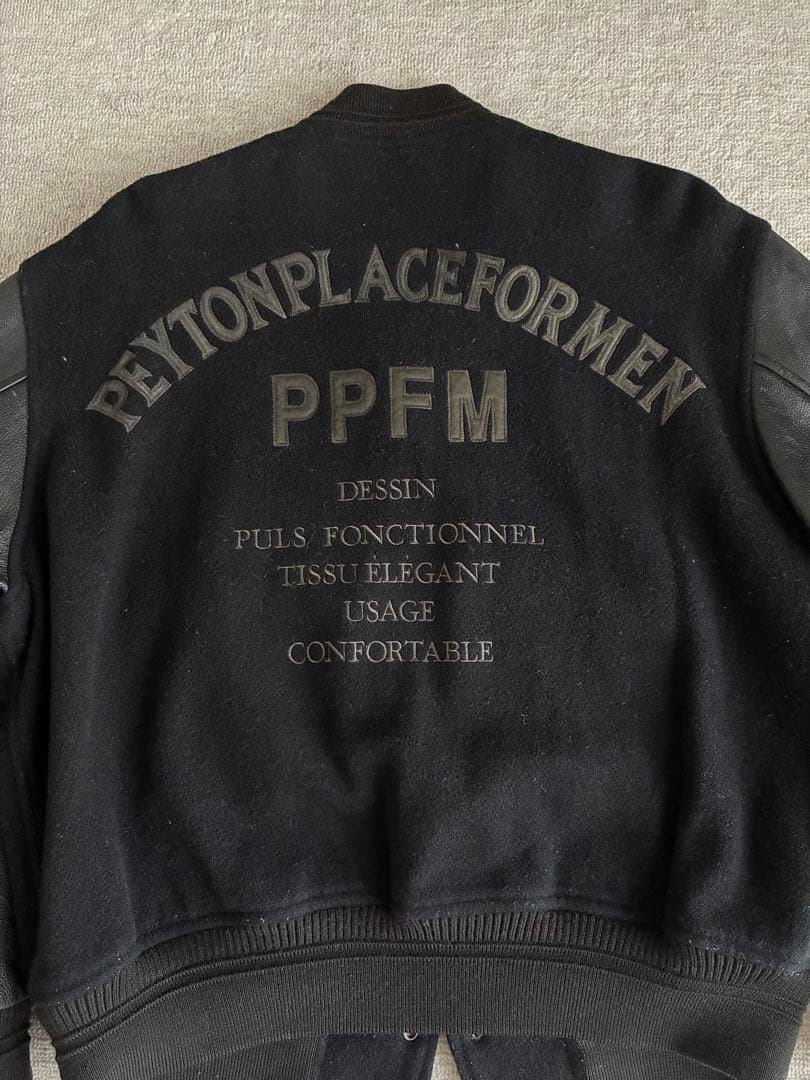 PEYTON PLACE スタジャン メルトンウール×レザー 両面刺繍ロゴ 中綿