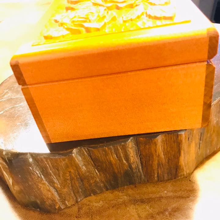 値下げ中 オルゴール 木製小物入れ バラの彫刻 君をのせて