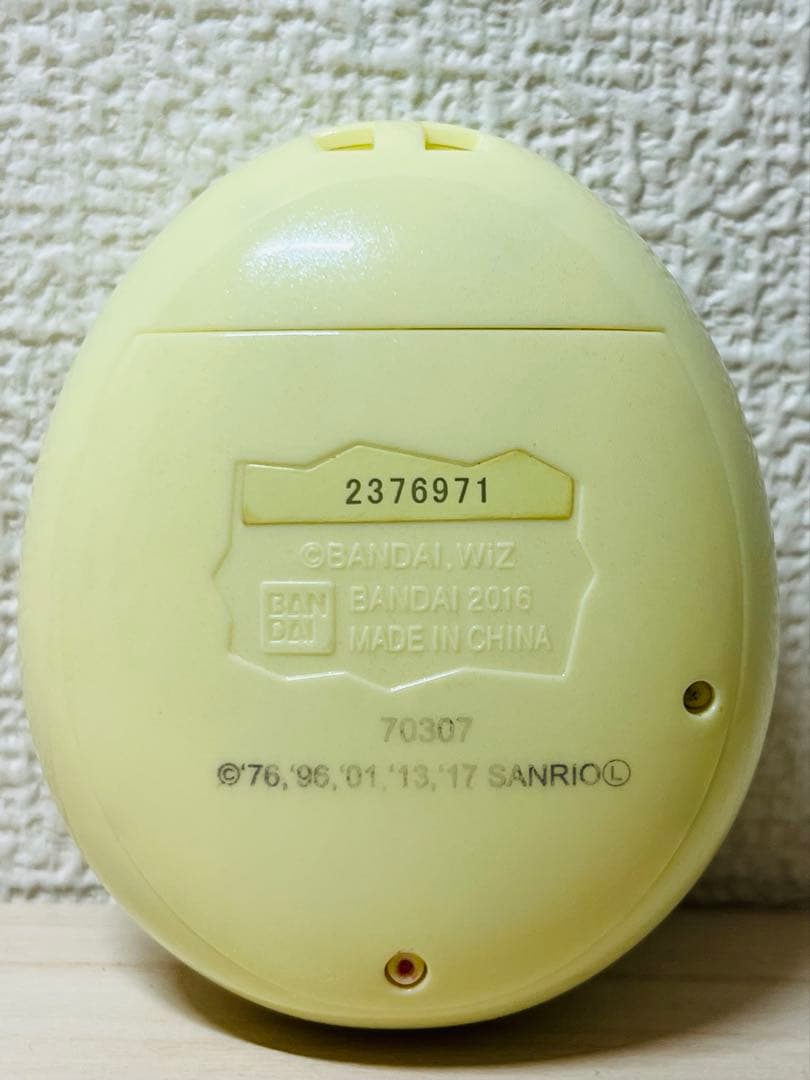 たまごっちみくす Tamagotchi m!x サンリオキャラクターズ★本体のみ