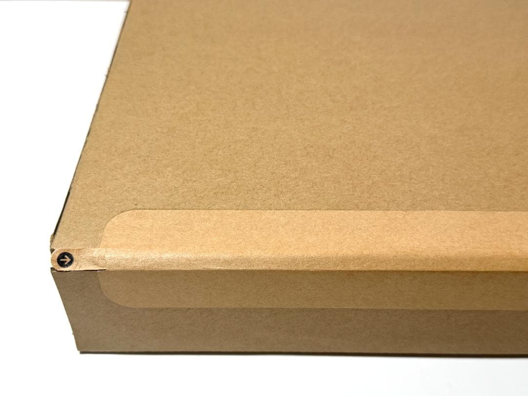 未開封 Designed by Apple in California （小）