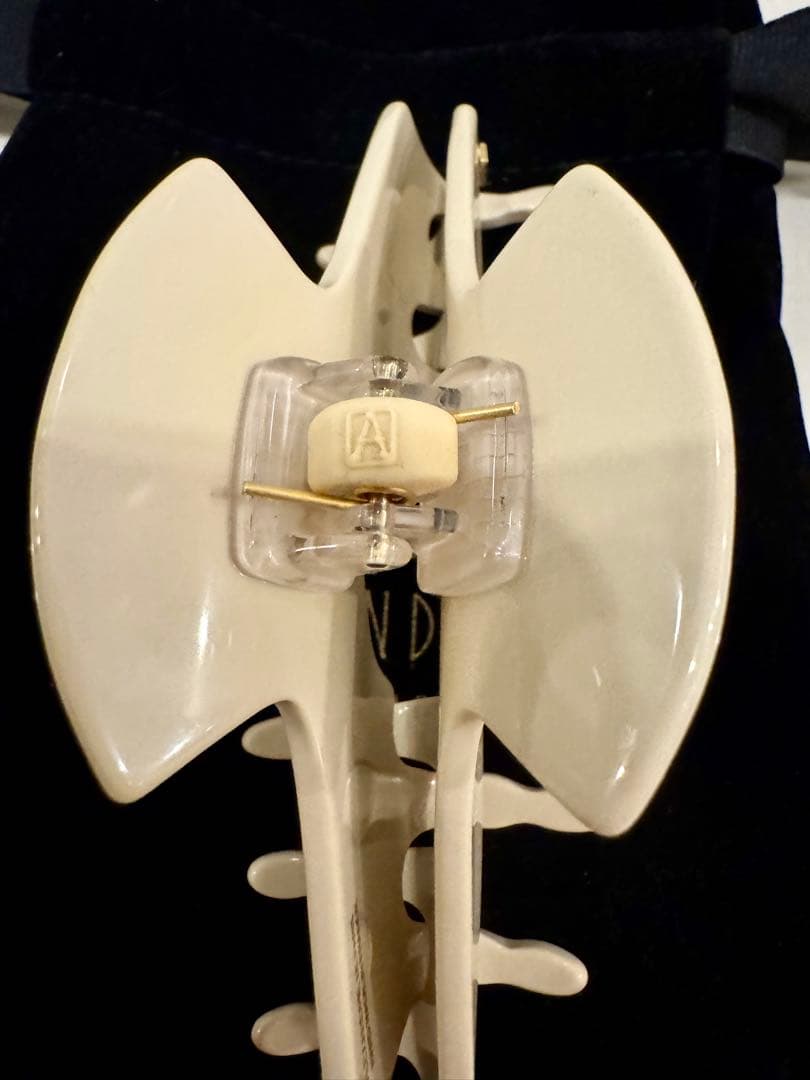 アレクサンドルドゥパリ⭐︎ヘアクリップ⭐︎Lサイズ⭐︎パール