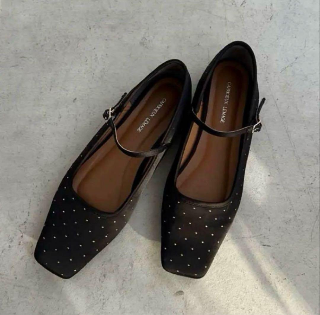【美品】カプリシュレマージュ ドットフラットシューズ