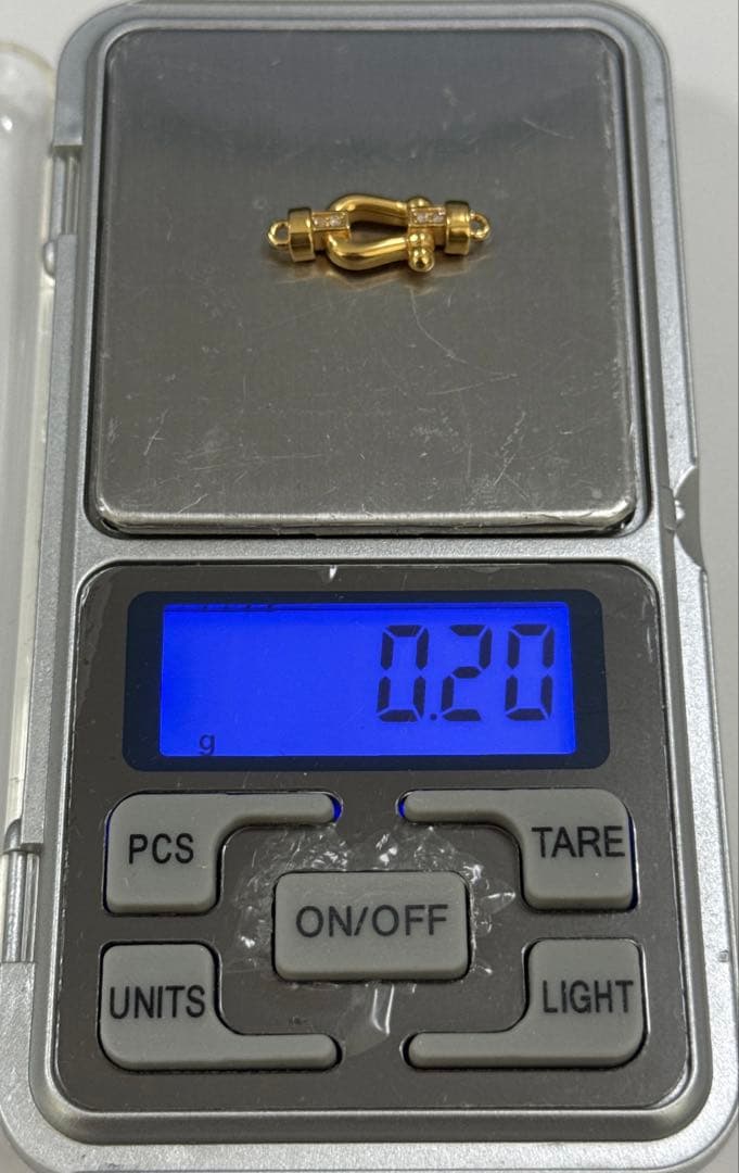 K18ペンダントトップ　チャーム　ネックレスパーツ　18金　中空