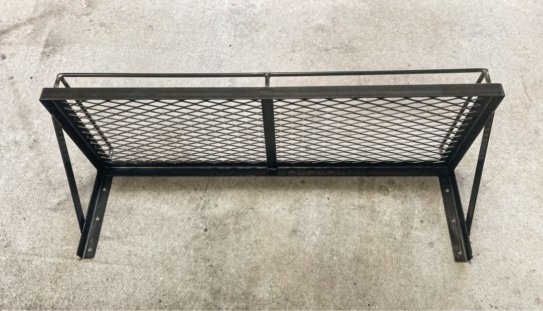 アイアンウォールシェルフＢ［柵付き］　ウォールラック　アイアン家具