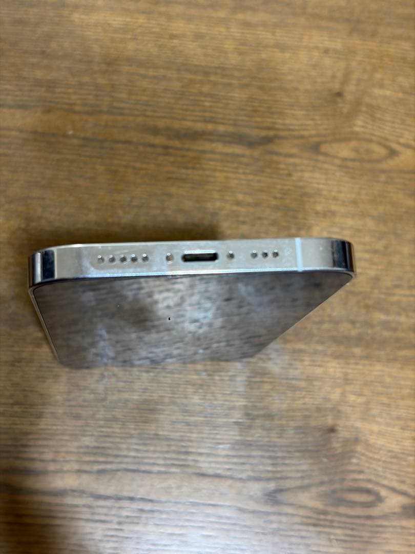 Apple iPhone 12 pro シルバー　128GB