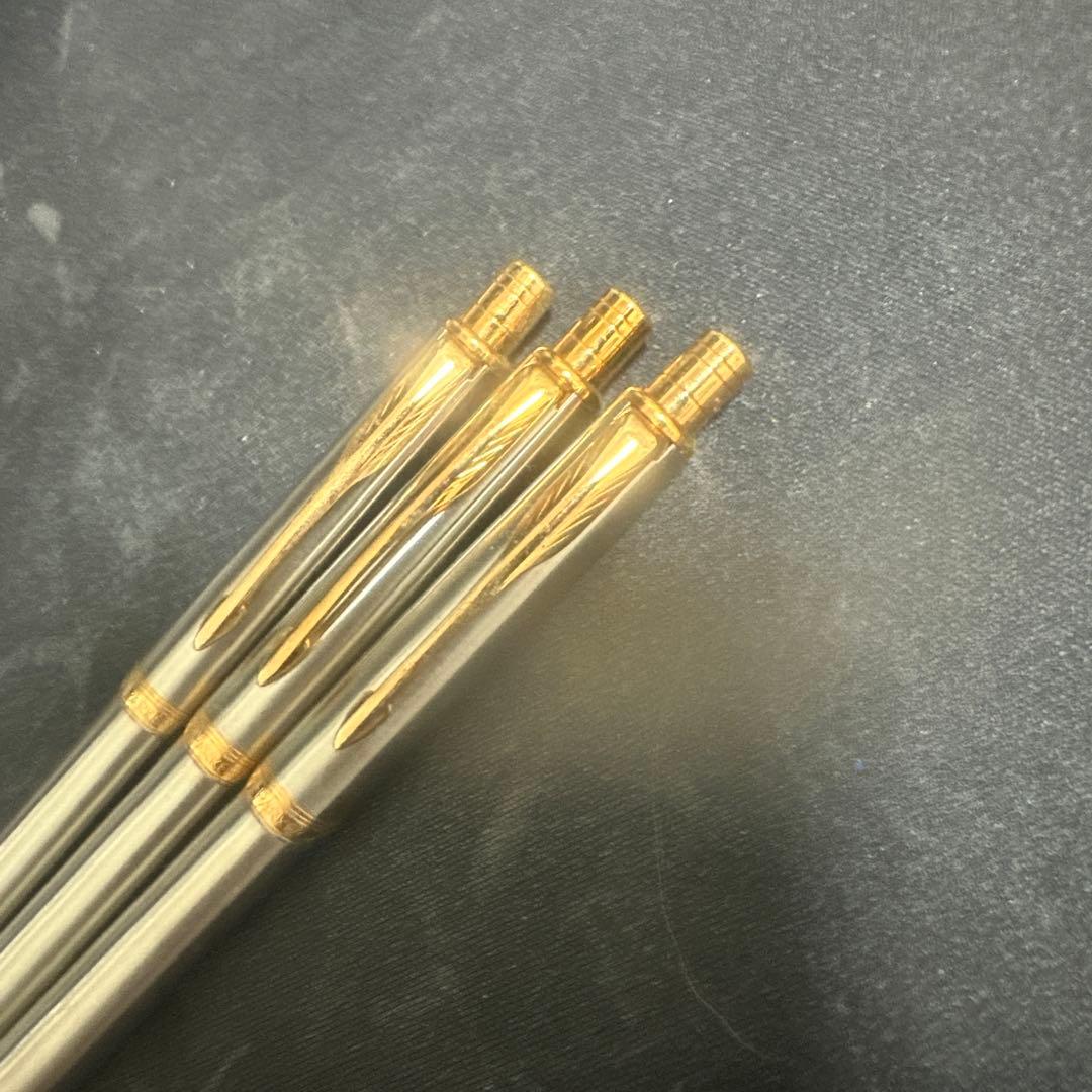 パーカー多機能ボールペン