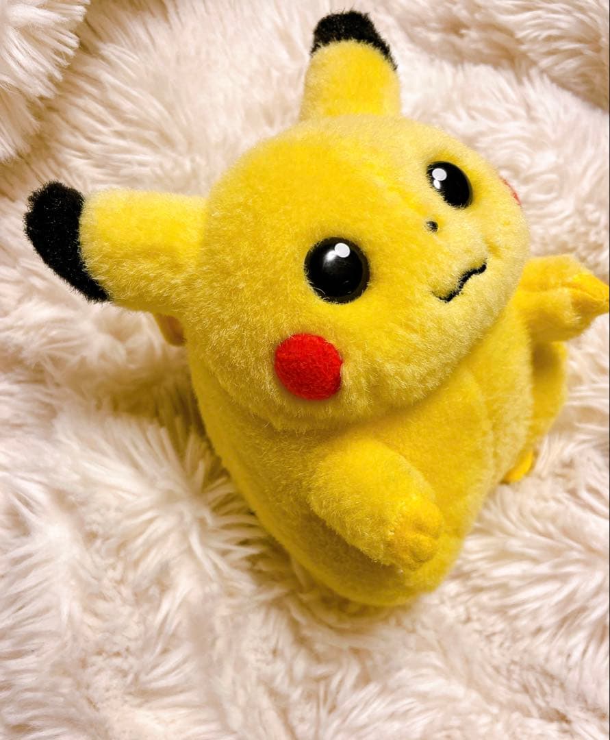 TOMY ピカチュウ 初期　ぬいぐるみ