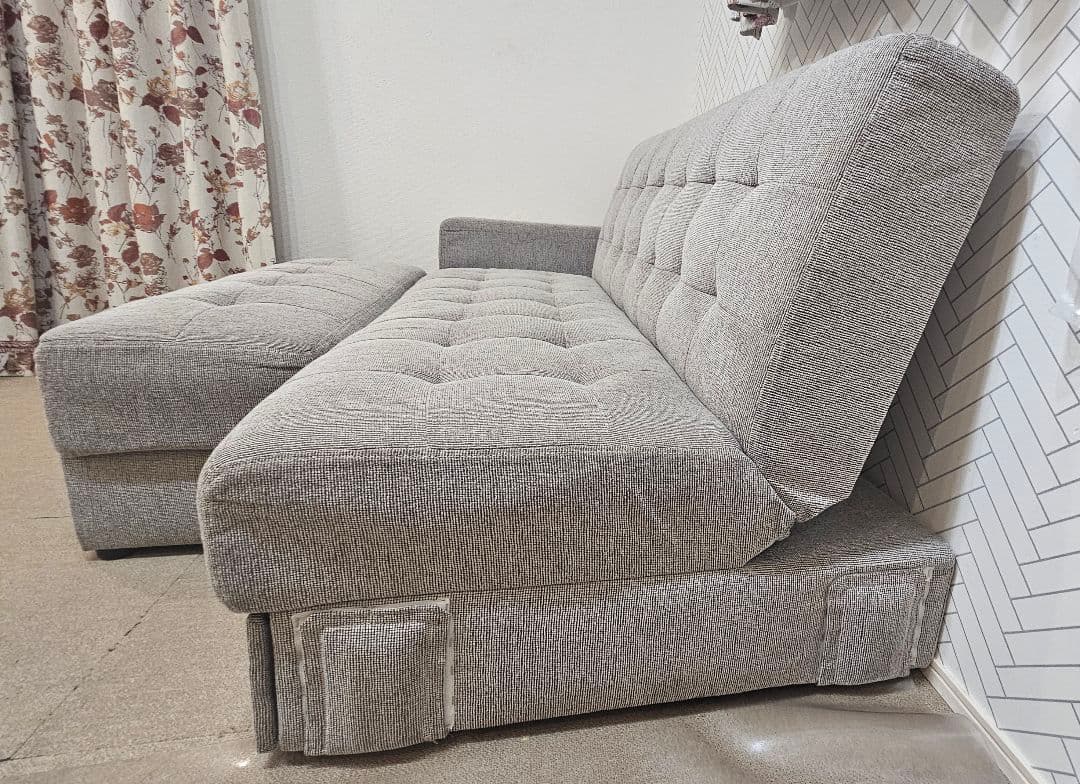 たっぷり収納付きソファーベッド(２～3人がけ、中古品)